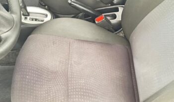 
									Nissan March  1.6 full								