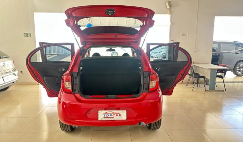 
								Nissan March  1.6 full									