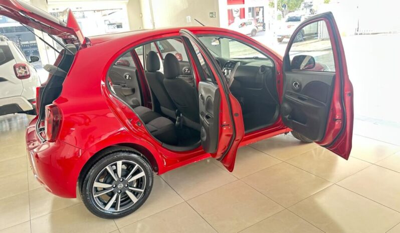 
								Nissan March  1.6 full									