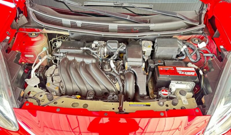 
								Nissan March  1.6 full									