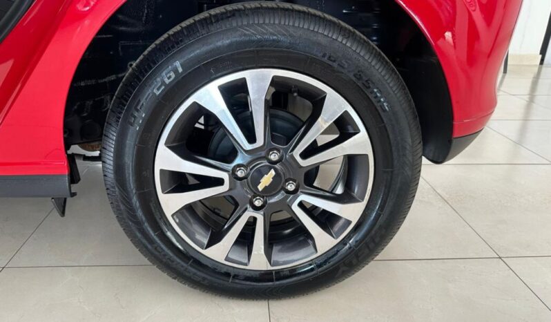 
								Chevrolet Onix  1.4 full									