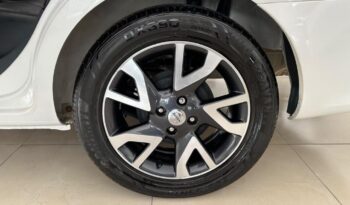 
									Nissan Versa  1.6 Unique full								