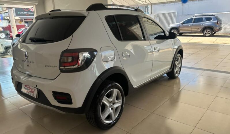 
								Renault Sandero  1.6 full									