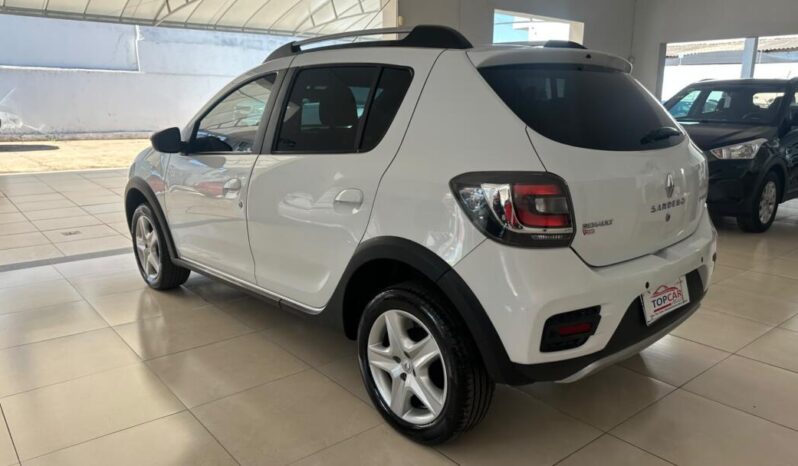 
								Renault Sandero  1.6 full									