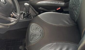 
									Renault Sandero  1.6 full								