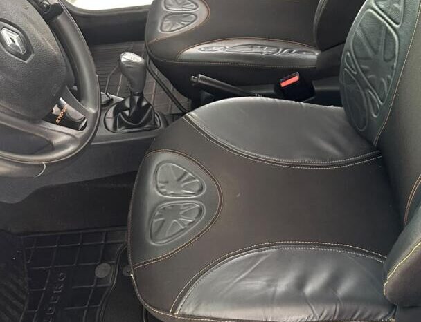 
								Renault Sandero  1.6 full									