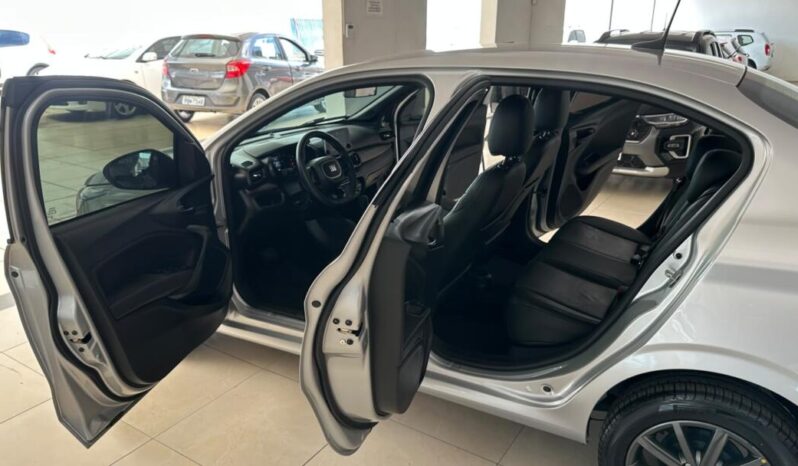 
								Fiat Cronos  1.3 Drive KIT Black Piano full									